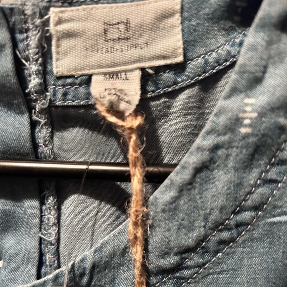 NWT Thread & Supply Chambray Haven Tank Sleeveless Blouse- Size Small - Picture 7 of 7